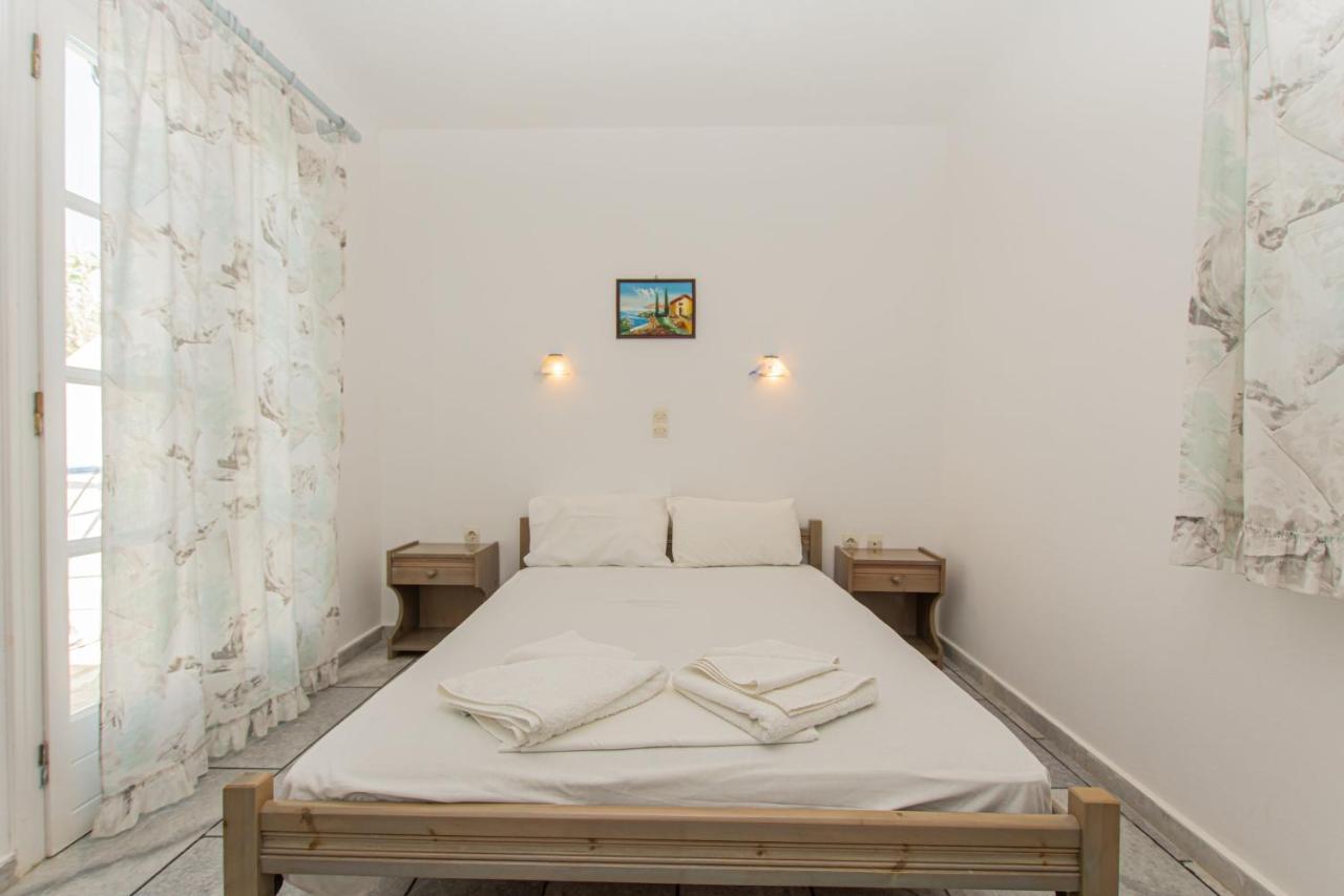Villa Polemis Agia Anna  Extérieur photo