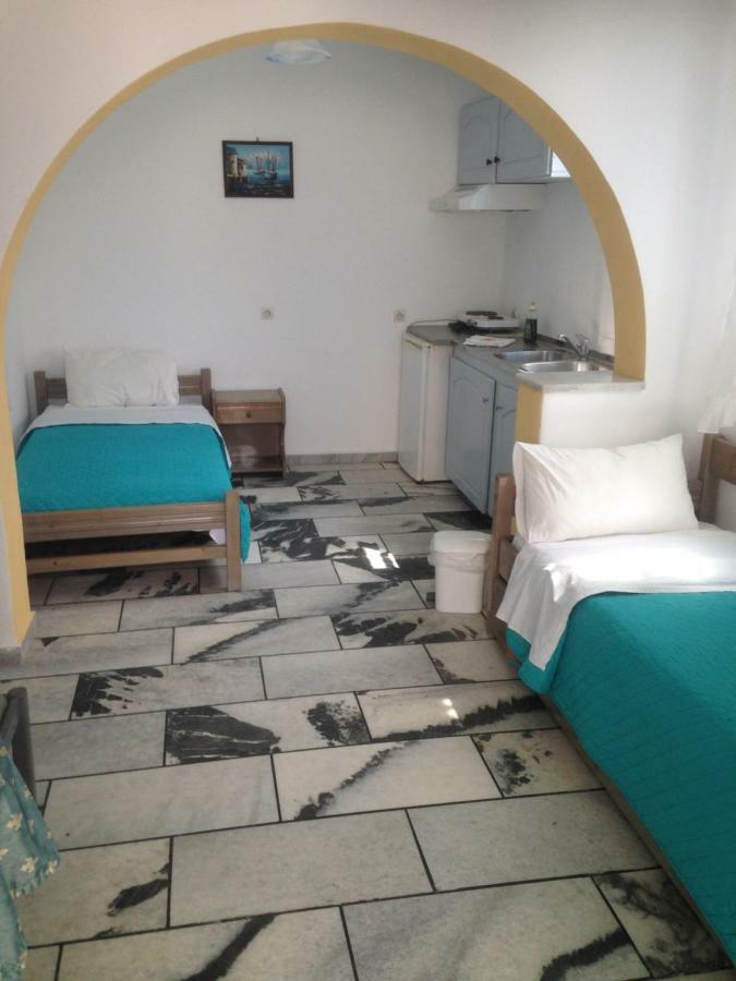 Villa Polemis Agia Anna  Extérieur photo